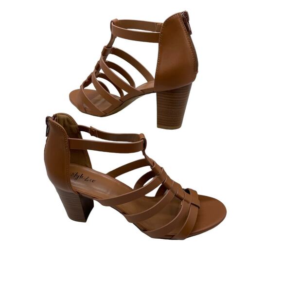 Style & Co Women's 8.5 Beahh Cognac Smooth Brown Faux Leather Strappy Sandals - Picture 2 of 6